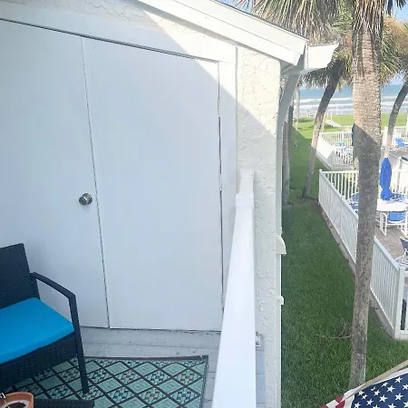 Appartement Beachside Serenity Private Balcony With Ocean View, Heated Pool, Bbq, King Bed à New Smyrna Beach Extérieur photo