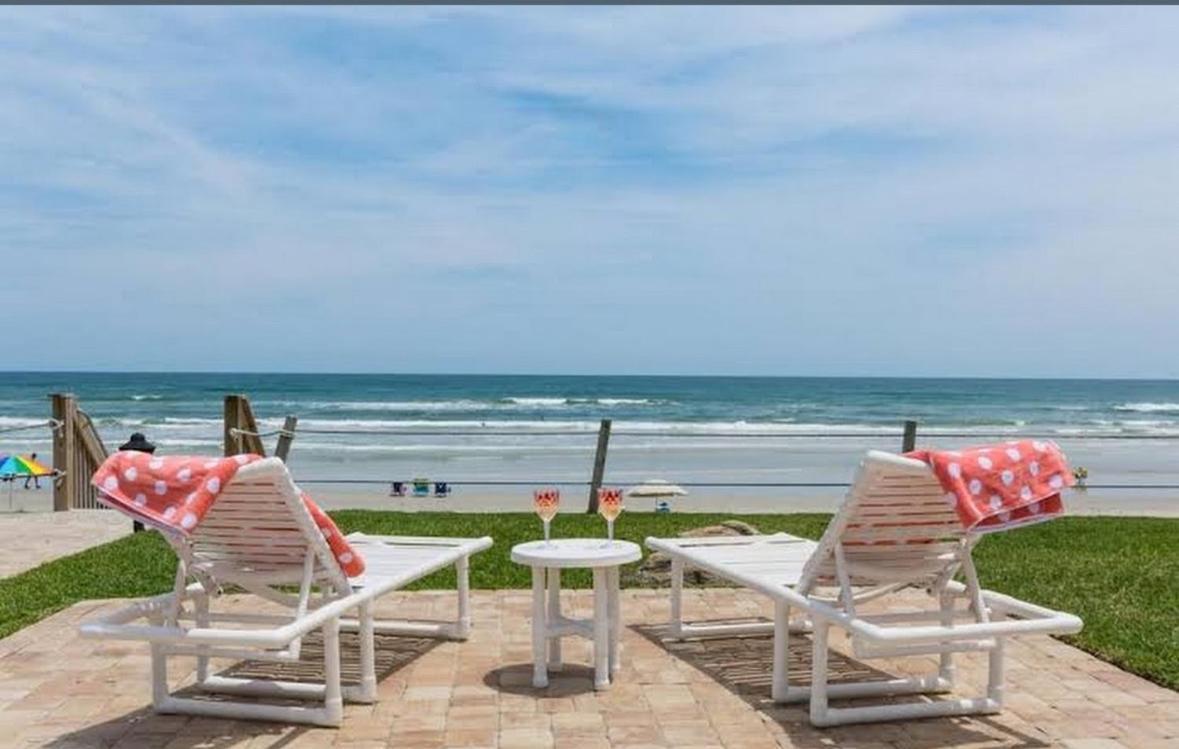 Appartement Beachside Serenity Private Balcony With Ocean View, Heated Pool, Bbq, King Bed *